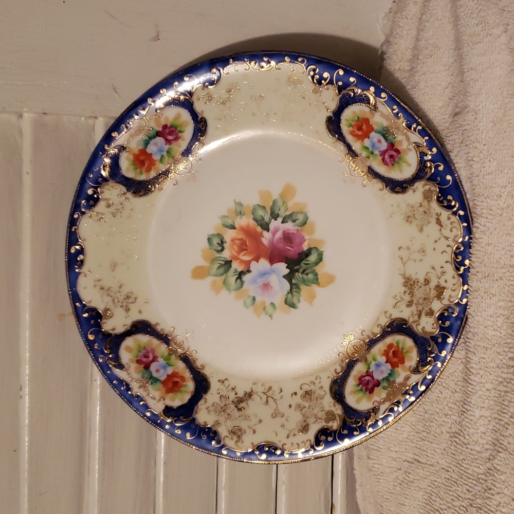 Vintage Chubu China Plate